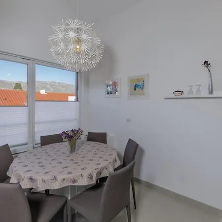 Merita Apartman *